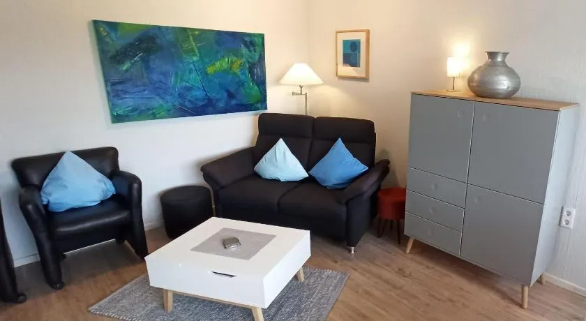 Komfortabler Bungalow, Husen 15 , 2 bis 4 Personen, Europa-Feriendorf - Image 1