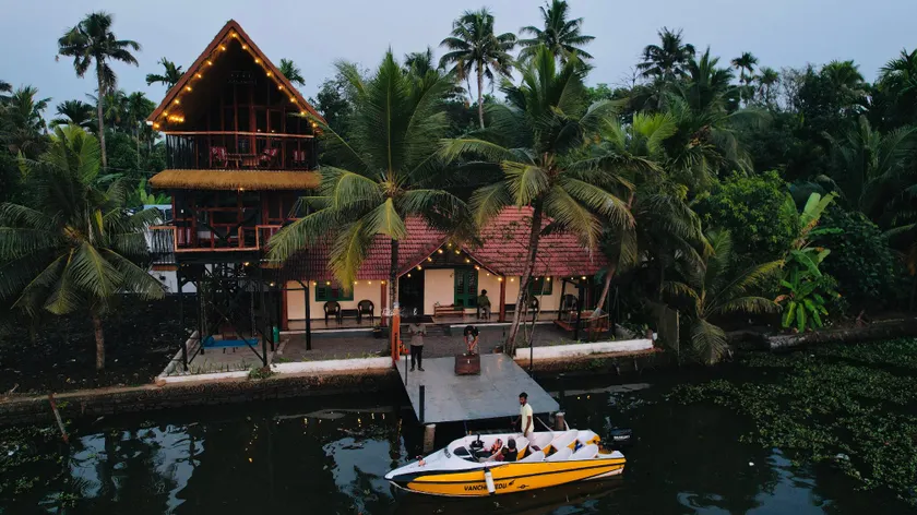 Tulsi Kayal Retreat - Image 1