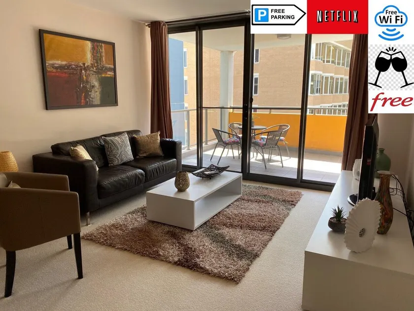 ARENA RESORT STYLE EXEC FREE NETFLIX WIFI WINE - Image 1