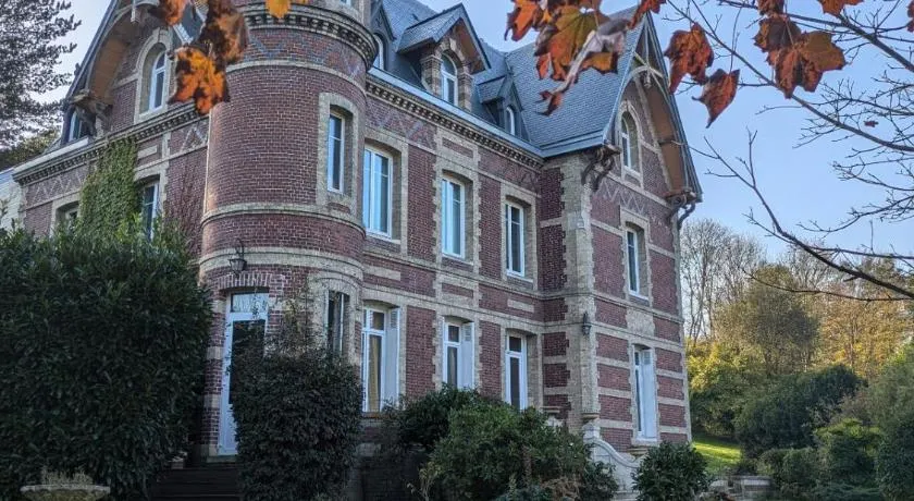 Chambre d'hôte - petit château à la campagne - Image 1