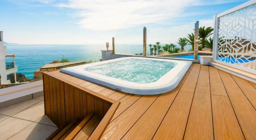 HC Calahonda Beach Nerja - Image 1