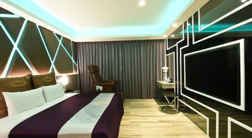 ZC Motel - Image 1