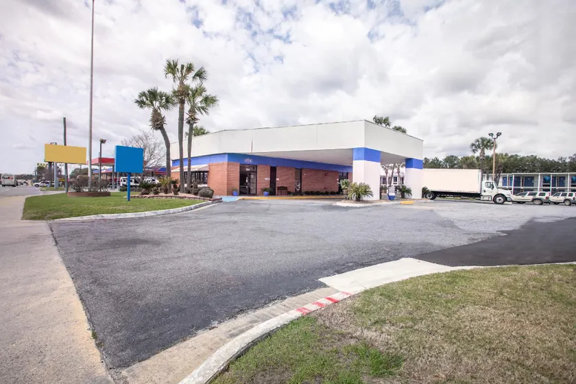 OYO Hotel Lake Park/Valdosta I-75 - Image 1