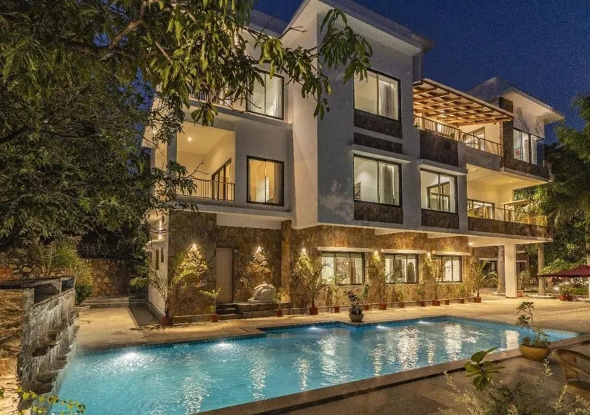 The Nivaas at Rekys Home - 5 BHK Luxury Villa with Pool, Pickle Ball, BBQ, Sauna In Udaipur - Image 1