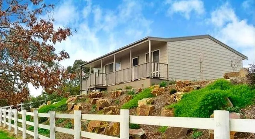 Oak Hill Cottage - Chirnside Park - Image 1