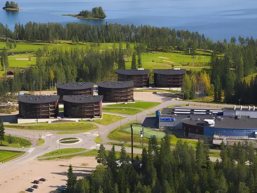 Tahko Spa Hotel - Image 1