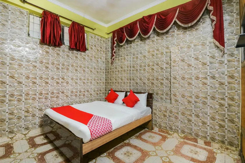 OYO 64984 Hotel Rudransh - Image 1