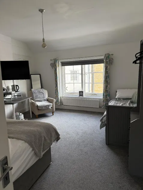 Britannia inn - Image 1