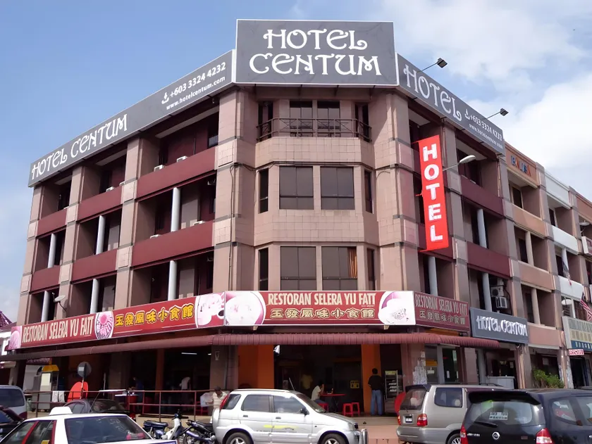 Hotel Centum - Image 1