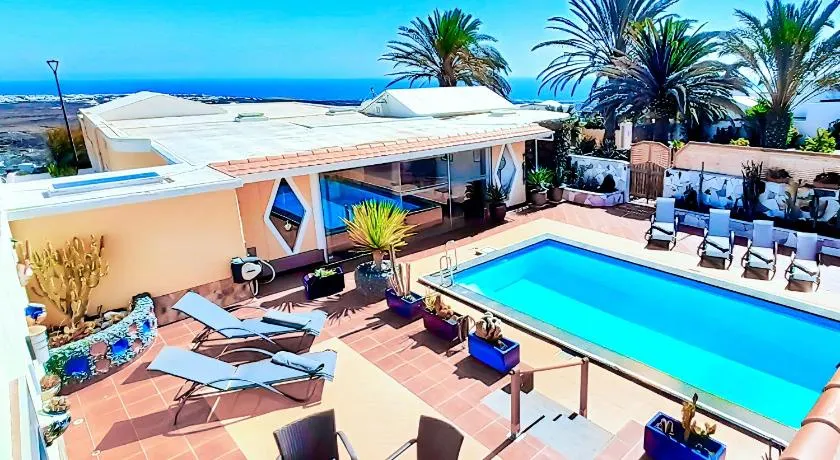 Villa MADORA - private pool, amazing garden, sea view, quiet location - Image 1