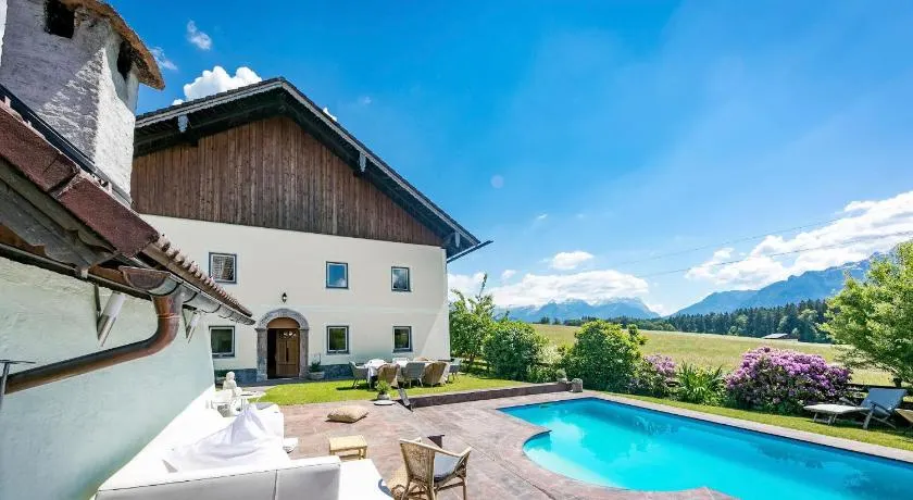 Chalet Wiesengut all famous ski areas around us, 10 min to salzburg, mountainview - Image 1