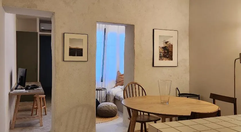 Apartamento de diseño 2 habitaciones - Image 1
