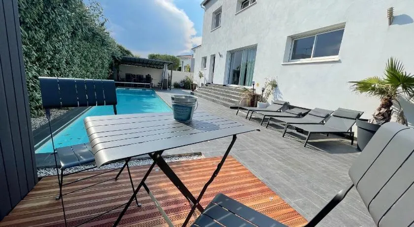 Villa Design le Crès - Image 1