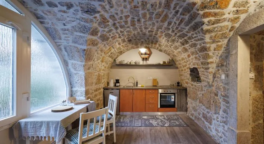Apartment Kantina - Image 1