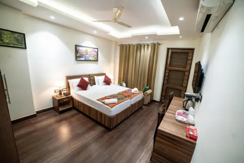 FabHotel Gracia Golf - Image 1