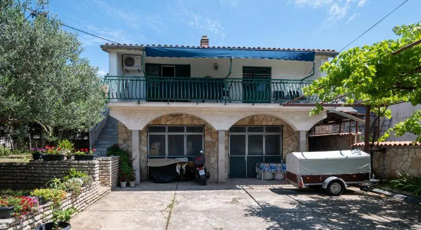Apartments with parking space Sveti Filip i Jakov, Biograd - 21221 - Image 1