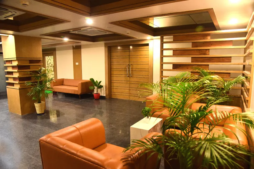 Hotel Rishiraj, Nagaon - Image 1