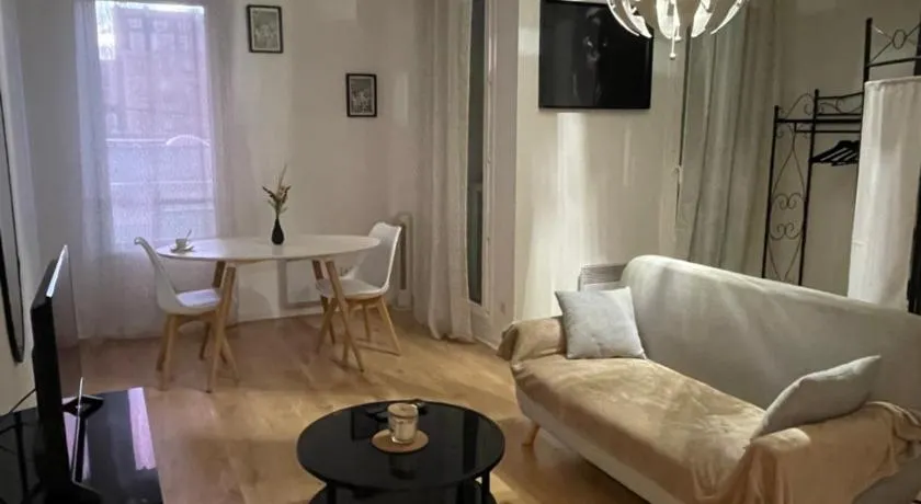 Jolie chambre proche de paris et sa périphérie - Image 1