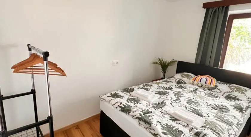 Perfekte Lage! Ganze Wohnung Burgblick Residenz - Image 1