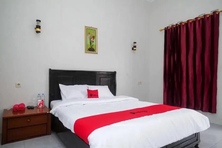 RedDoorz at Jalan Dieng 3 - Image 1