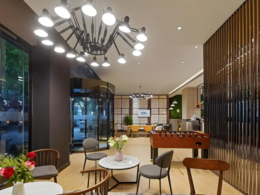 Campanile Hotel Shanghai Xujiahui Gymnasium Metro Station - Image 1
