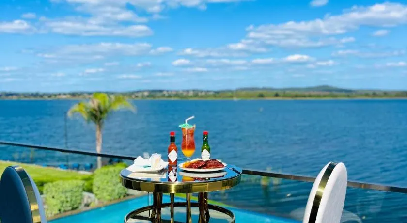 Nandoni Waterfront Resort - Image 1