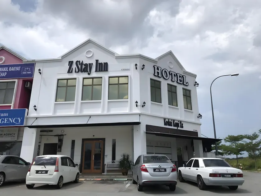 Z Stay Inn Hotel - Image 1