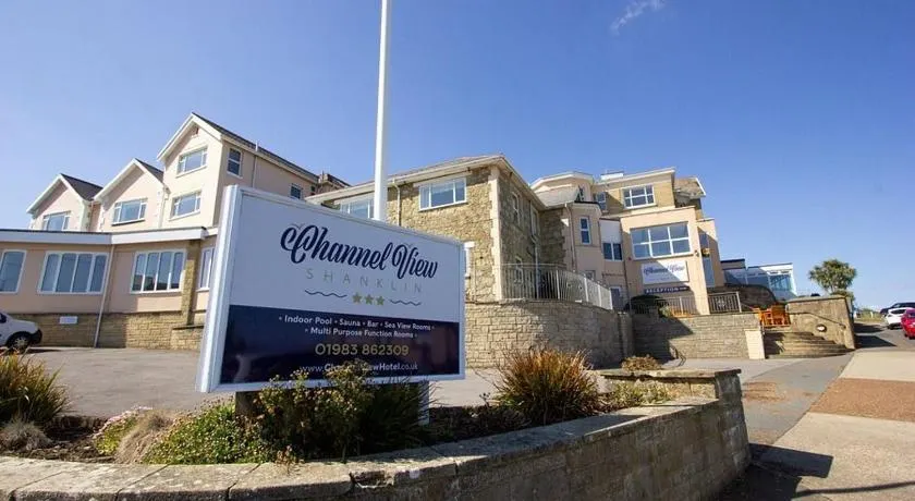 Channel View Hotel - Image 1
