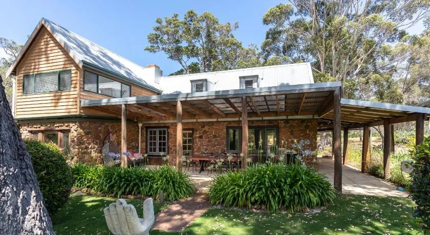 Casa Rua Margaret River - Image 1