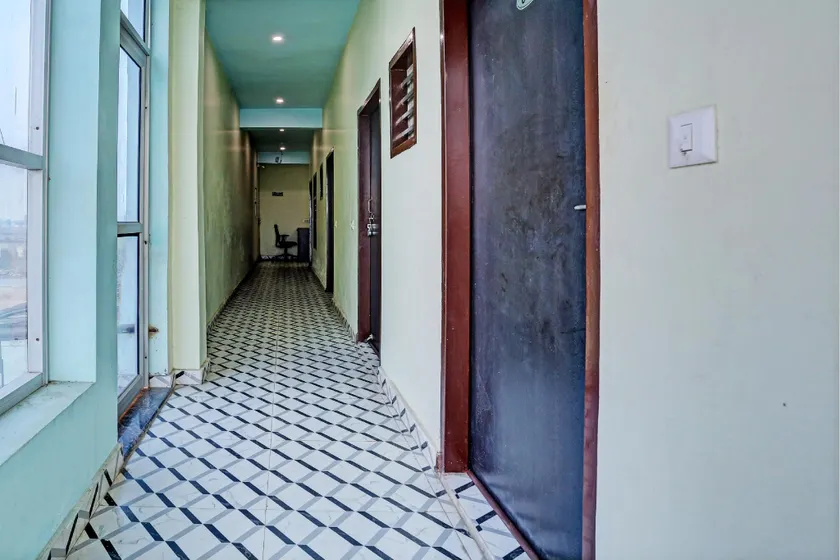 Hotel O D Ekant Hotel - Image 1