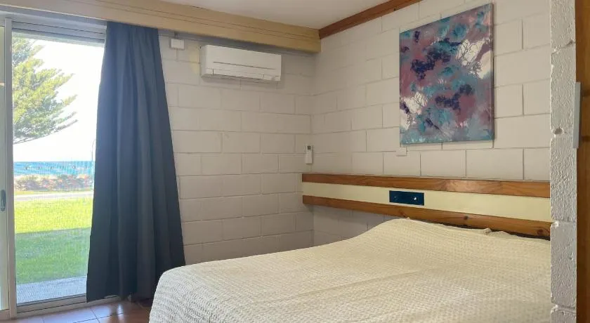 Esperance Travellers Inn - Image 1