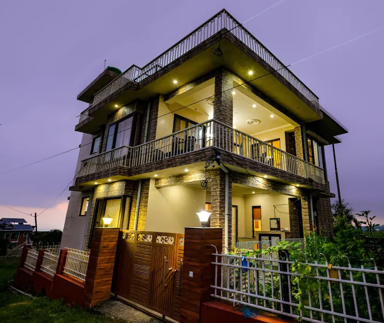 Vista Valley Luxury 3 Bedroom Villa at Kangra - Image 1