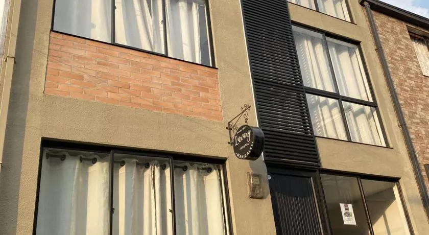 Luxury Hostal - Image 1