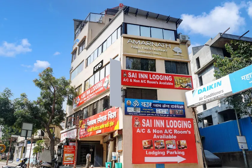 OYO 821424 Sai Inn Lodging - Image 1