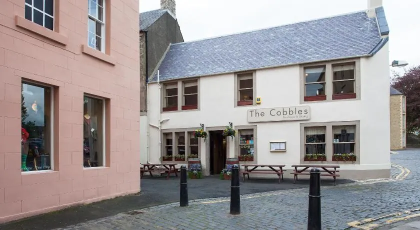 The Cobbles Inn Apartment - Image 1