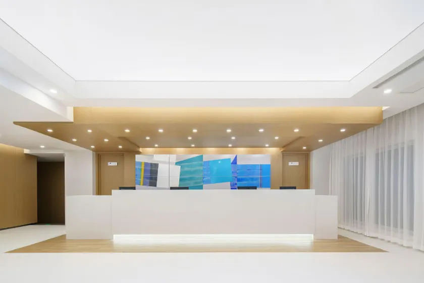 Zhongchen International Hotel - Image 1