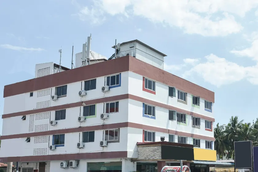 Grand CT Hotel - Image 1