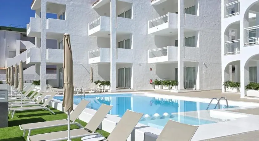 Salt Apartments Tivoli - Image 1