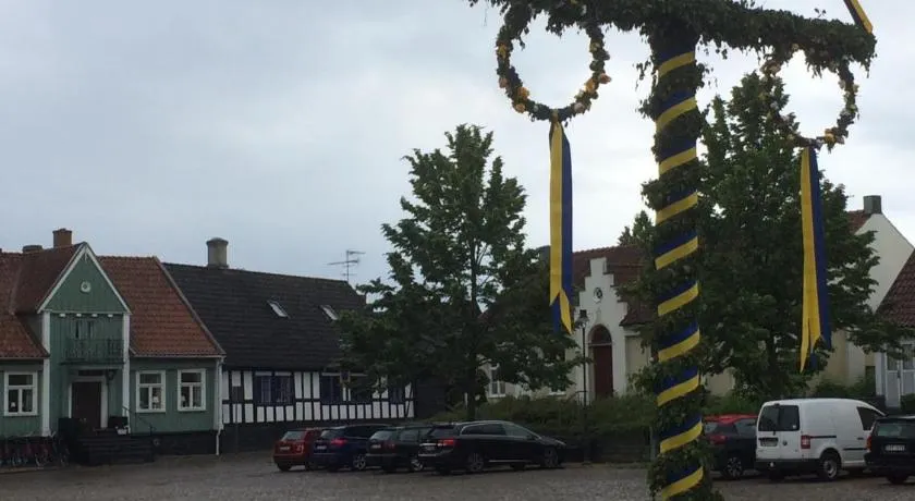 Gårdshus Torget Åhus - Image 1
