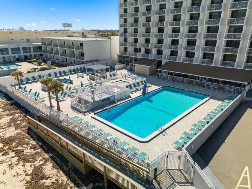 The Maverick Resort - Ormond Beach - Image 1
