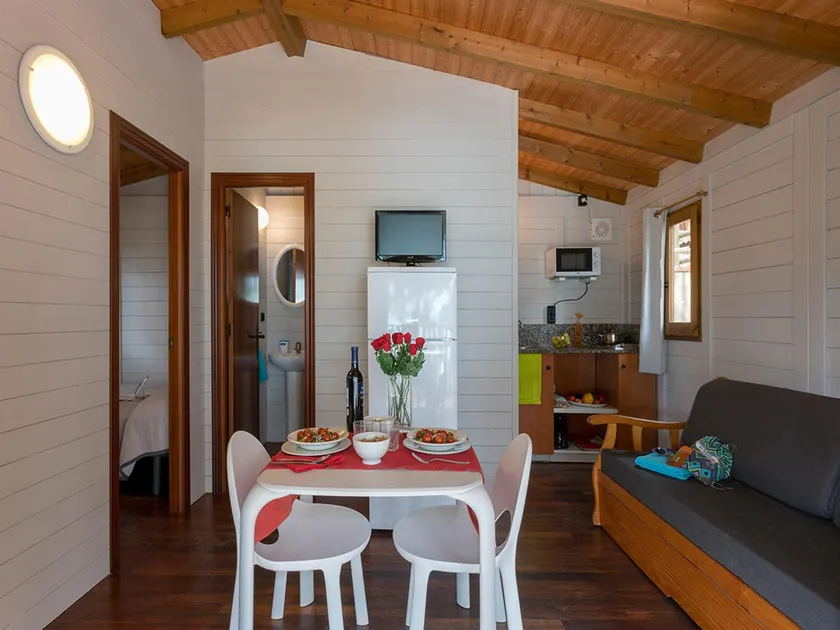Bungalow in Tarragona by the Beach - Image 1