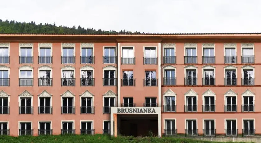 Kúpele Brusno - Kúpeľný dom BRUSNIANKA - Image 1