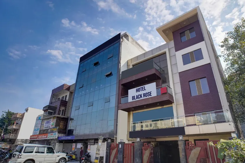Hotel Black Rose Near Rithala Metro Station - Image 1