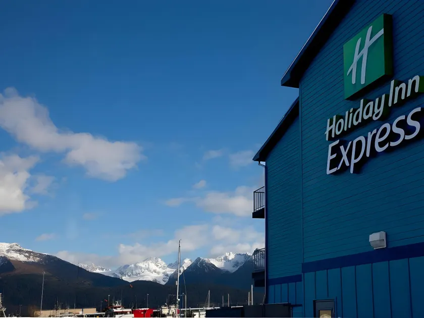 Harbor 360 Hotel Seward - Image 1