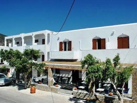 Sifnos Hotel Benaki - Image 1