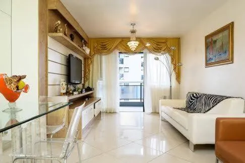 Luxuoso Apartamento Copacabana - Image 1