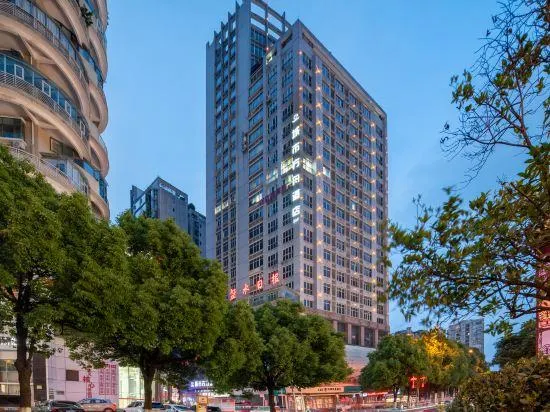 City Ork  Hotel - Image 1