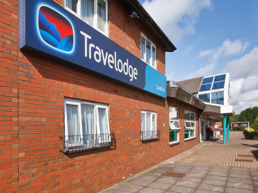 Travelodge Cardiff M4 - Image 1