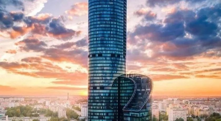 30th+ Floor Apartments in Sky Tower - Image 1