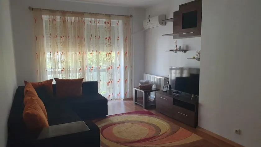 Tokyo Apartament - Image 1